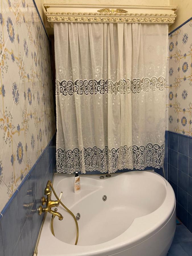 Al Centro Storico Home Naples Exterior photo